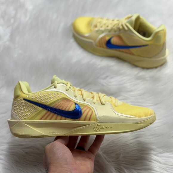 Nike Sabrina 2 Trust Your Game Basketball FQ2174-800 VNDS WMNS Sz 10 / Mens 8.5 - Picture 1 of 7